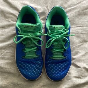 Under Armour Charged Pursuit Sneakers